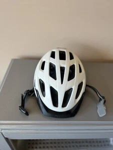 CYCLIC Bike Helmet with LED Light Adjustable Dial Fit- Size: Adult 14+ 58-62cm - Picture 1 of 4