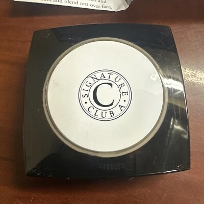 Signature Club A Rapid Transport C Infused High Potent-C Anti-Wrinkle Capsules - Image 1 of 4