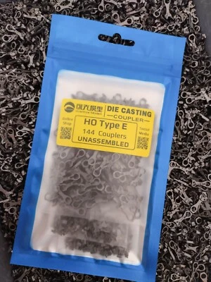 Version 2024 Die Casting HO Scale E Couplers - Bulk Pack - Inventive Models - Image 1 of 4