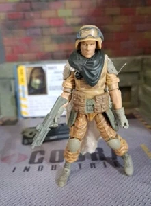 GI JOE ~ 2010 POLVORIENTO ~ ASALTO DEL DESIERTO ~ 100% completo y tarjeta ~ POC ~ SIN USAR, EN CAJA - Imagen 1 de 5
