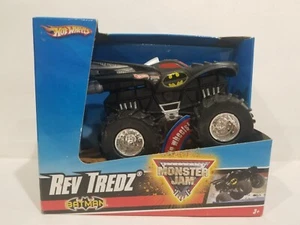HOT WHEELS Monster Jam Truck REV TREDZ BATMAN 1:43 2009 NEW - Picture 1 of 1