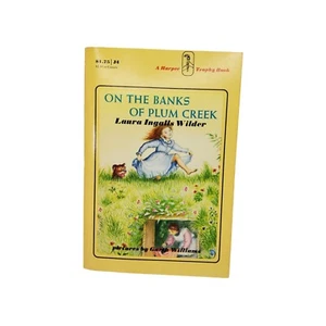 Vintage 1971 Laura Ingles Wilder - On the Banks of Plum Creek, paperback, preown - Picture 1 of 4