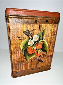 Vintage J.L. Clark Tin Canister Strawberry Vine with Wood - Made In USA - Picture 1 of 12