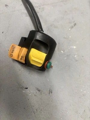 BMW K1100 LT Touring Handle Bar Switch Right Hand Side Engine Start Turn - Image 1 of 2