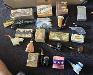Lote de 10 decatur de vidrio vintage Avon con cajas originales, 3 pistolas, 7 pipas para fumar - Imagen 1 de 20