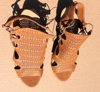 Soda Elegante Tacones Marrón ¡NUEVOS! Talla 9 (Ver todas las fotos) Foto 1 de 4