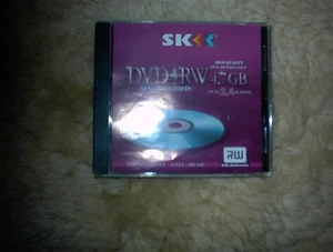 °°° alte single sided Brenn-DVD: SK DVD+RW 4.7 GB ( in OVP ) °°° - Bild 1 von 2