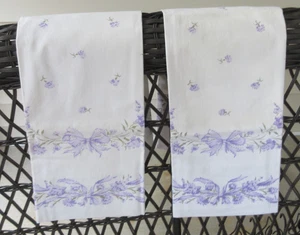 VTG Border Print Pillowcase Purple Bachelor Buttons and Bows Set/2 30"x22" READ - Picture 1 of 5