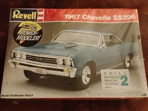 Kit modellino auto Revel 1967 Chevrolet Chevelle SS396 1:25 blu SIGILLATO - Foto 1 di 8