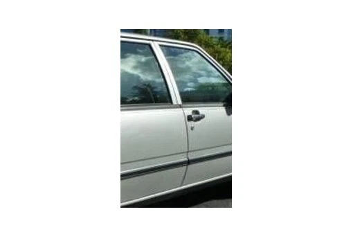 1991 - 1997 年沃尔沃 960 支柱柱 (4 件) — 第 1/1 张图片