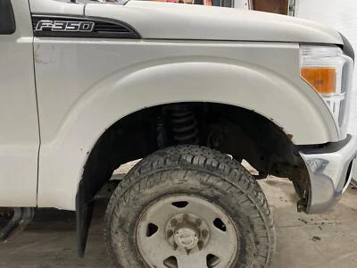 2011 - 2016 Ford F350SD Passenger RH Right Oxford White-Z1 Fender *(Rust) Foto 1 de 4