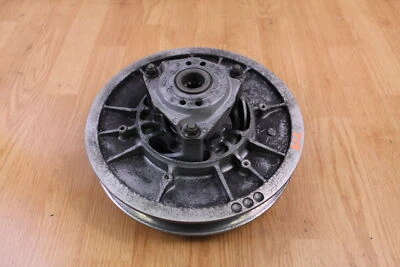 2000 YAMAHA MOUNTAIN MAX 700 MM700 Secondary Driven Clutch - Image 1 of 4