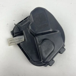 2006 2007 2008 BMW E90 325i 335i 328i M3 Cover Cap Rear Light Bulb Access Lid RH - Picture 1 of 5