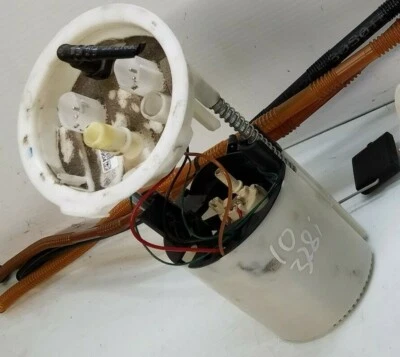 BMW 328I 2009-2011 bomba de combustible de gasolina fabricante original Foto 1 de 2