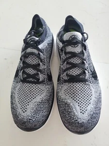 Neu Gr. 10,5 Nike Free RN Flyknit Laufschuhe Oreo für Herren schwarz weiß 942838-101 - Bild 1 von 6