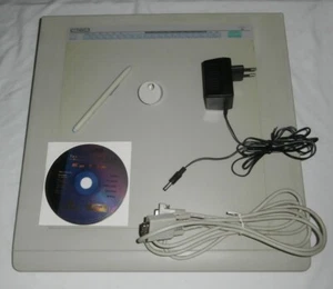TAVOLETTA GRAFICA WACOM SERIALE UD-1212-R DIGITIZER II , CON PENNA E CD WACOM - Afbeelding 1 van 6