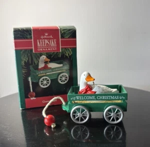Hallmark Keepsake Ornament Goose Cart Welcome Christmas 1990 - Picture 1 of 10