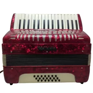 Yamaha Accordion YA-21 32-Key 21-Bass Red Vintage w/Straps Hard Case Japan Retro - Picture 1 of 14