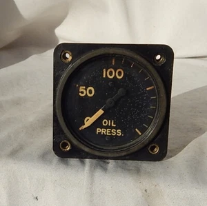 Instrumento indicador de presión de aceite Hellcat Fighter WW 2 USN USMC F6F - Imagen 1 de 3