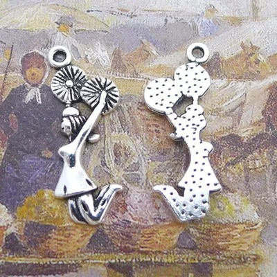 20 o 50 PIEZAS, Antigua Animadora de Plata con Pompones Dije Colgante, Dije de Alegría Foto 1 de 4