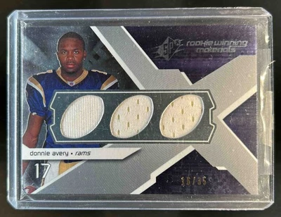 2008 SPx Donnie Avery Rookie Football Shape Triple 35 Jersey RC #16/35 - Image 1 of 2