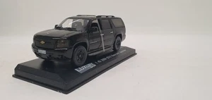 Chevrolet Suburban Blackout Edition 2009 fundido a presión de lujo LDSN675BK 1/43 SIN MATRIZ - Imagen 1 de 11