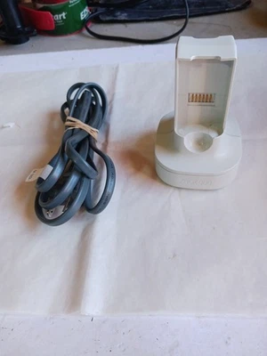 Microsoft Xbox 360 Quick Charger Kit (V85) -Tested - Image 1 of 4