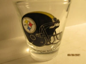 Vintage Pittsburgh Steelers Helmet Shot Glass -Excellent Condition - Picture 1 of 2