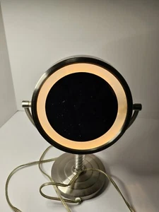Jerdon Lighted Vanity Makeup Mirror - 8" 1x and 6x Magnification - Picture 1 of 11