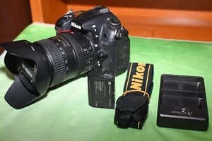 Nikon D7000 Camera with AF-S 18-200mm VR Lens Set shutter count 53591 - Picture 1 of 11