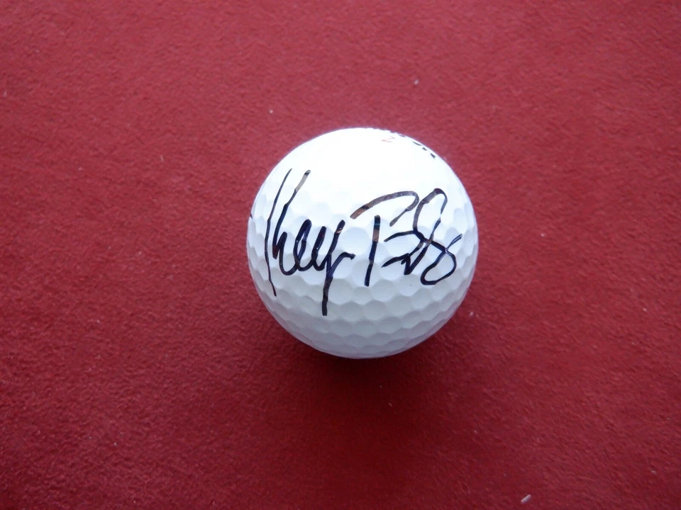 Pelota de golf nueva autografiada por Keegan Bradley Foto 1 de 1