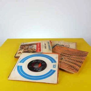 lotto dischi 45 giri di musica classica 18 pezzi - Picture 1 of 6