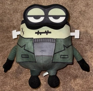 Universal Studios Despicable Me Minion Frankenstein Monster Minion Plush 9" - Picture 1 of 5