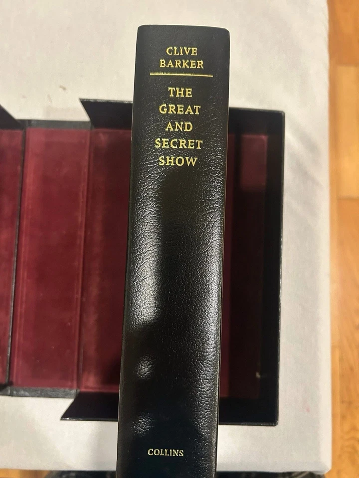 The Great and Secret Show The First Book of the Art Clive Barker 1st Ltd Signed  - Image 1 of 4