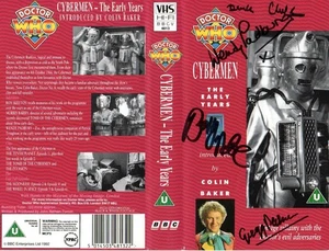 Doctor Who: CYBERMEN THE EARLY YEARS VHS Cover Signed by GREGG PALMER + 3 - Imagen 1 de 1