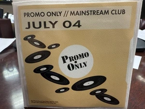 PROMO ONLY MAINSTREAM CLUB 2XCD JULI 2004 NEU - Bild 1 von 2