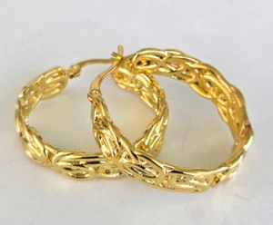 Vtg Flattened 5/16"W Byzantine GoldTone Hoop Pierced Leverback Earrings 1-5/16" - Picture 1 of 9