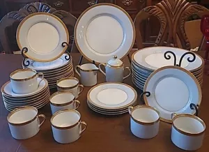 Fitz & Floyd Versailles Bleu FF155 Inglaze Plates, Cups, Saucers, Sugar Creamer - Picture 1 of 18