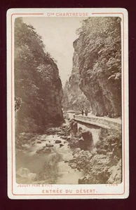photo cdv Joguet Père & Fils . La Grande Chartreuse. entrée du Désert . 1880 - Imagen 1 de 1