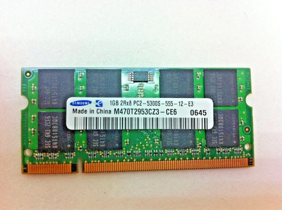 Samsung M470T2953CZ3-CE6 1GB PC2-5300S DDR2-667MHz - Mac IBook SODIMM Memory 48 - Image 1 of 1