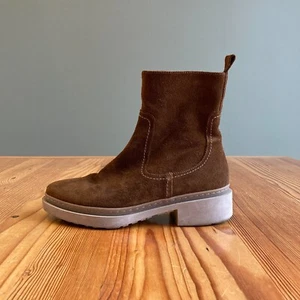 38 - Wonders Brown Suede $329 Low Heel Timeless Classic Ankle Boots 1203NO - Picture 1 of 7