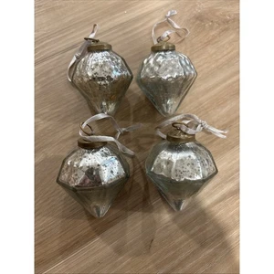 Juego de 8 adornos navideños de vidrio mercurio plateado herrajes de restauración caja original - Imagen 1 de 9