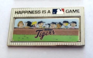 Detroit Tigers Pins Snoopy und Peanuts Gang Glück ist MLB Baseball Spiel Pin - Bild 1 von 3