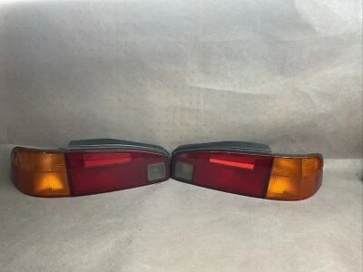Juego de luces traseras del lado del conductor derecho y pasajero izquierdo JDM TOYOTA PASEO 1991 1995 Foto 1 de 4