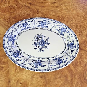 Bandeja para servir ovalada con patrón floral Johnson Brothers "Indies Blue" Ironstone de 12" - Imagen 1 de 6