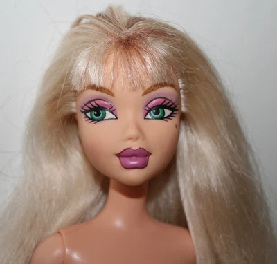 Piercings de 3 orelhas Mattel My Scene boneca Barbie Miami Getaway Delancey olhos verdes - Imagem 1 de 4