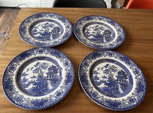 4 x Vintage English Ironstone c1970 Old Willow Dinner Plates Blue & White 24.5cm - Picture 1 of 10