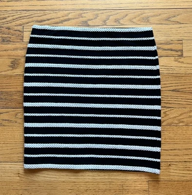 Max Studio Specialty Products M.S.S.P. Falda Midi Negra Blanca Trenzada Elástica L Foto 1 de 4