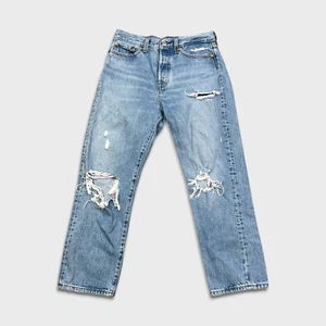 Levi's Wedgie Straight Jeans Womens 28x26 Blue High Waist Distress Mom Fit Denim - Picture 1 of 13
