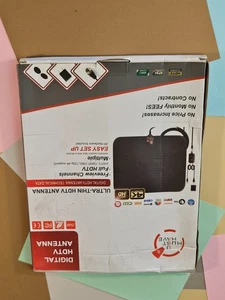 Ultradünne digitale HDTV-Innenbereich-Antenne mit abnehmbarem Verstärker (12,9 x 9,3 Zoll) - Bild 1 von 3